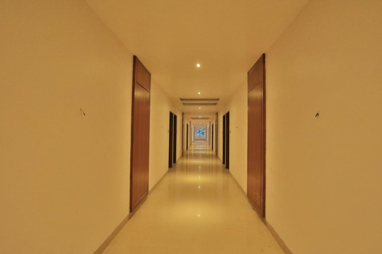 Hotel Tania Searock Даман Екстер'єр фото